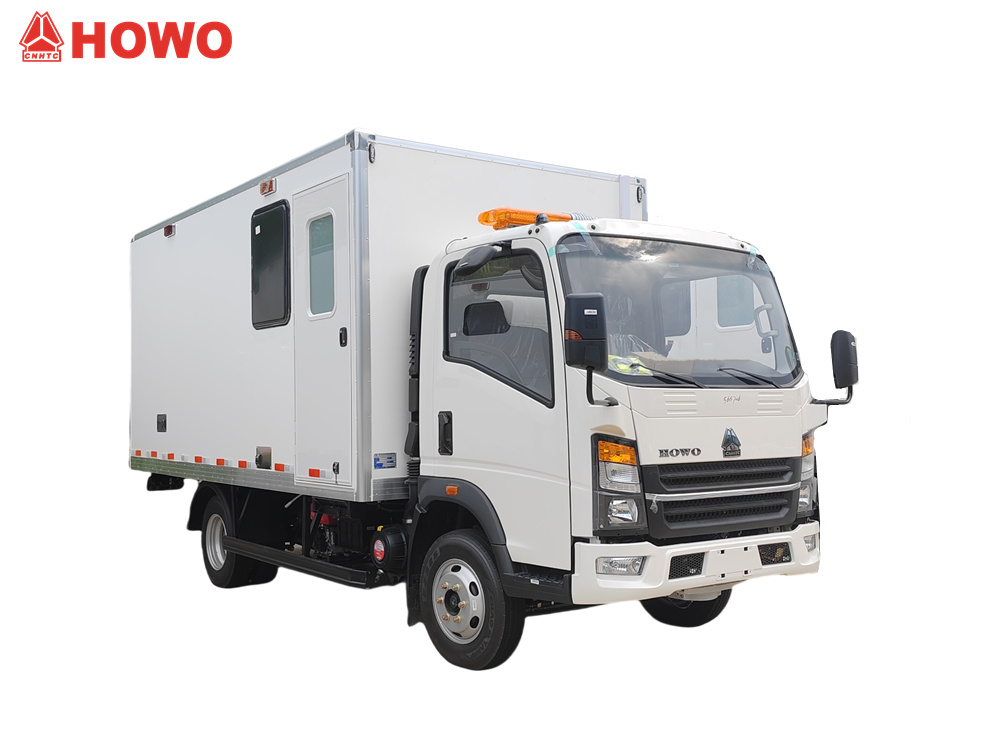 HOWO 4x4 drive mechanic service truck