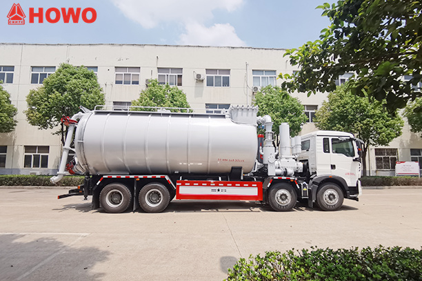 HOWO 25000L Pneumatic Suction & Discharge Tanker