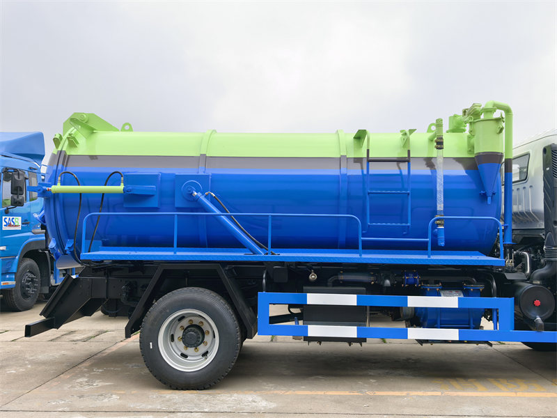 HOWO 10 cubic sewage suction truck
