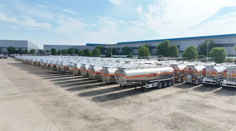 35 cbm fuel tanker semitrailer